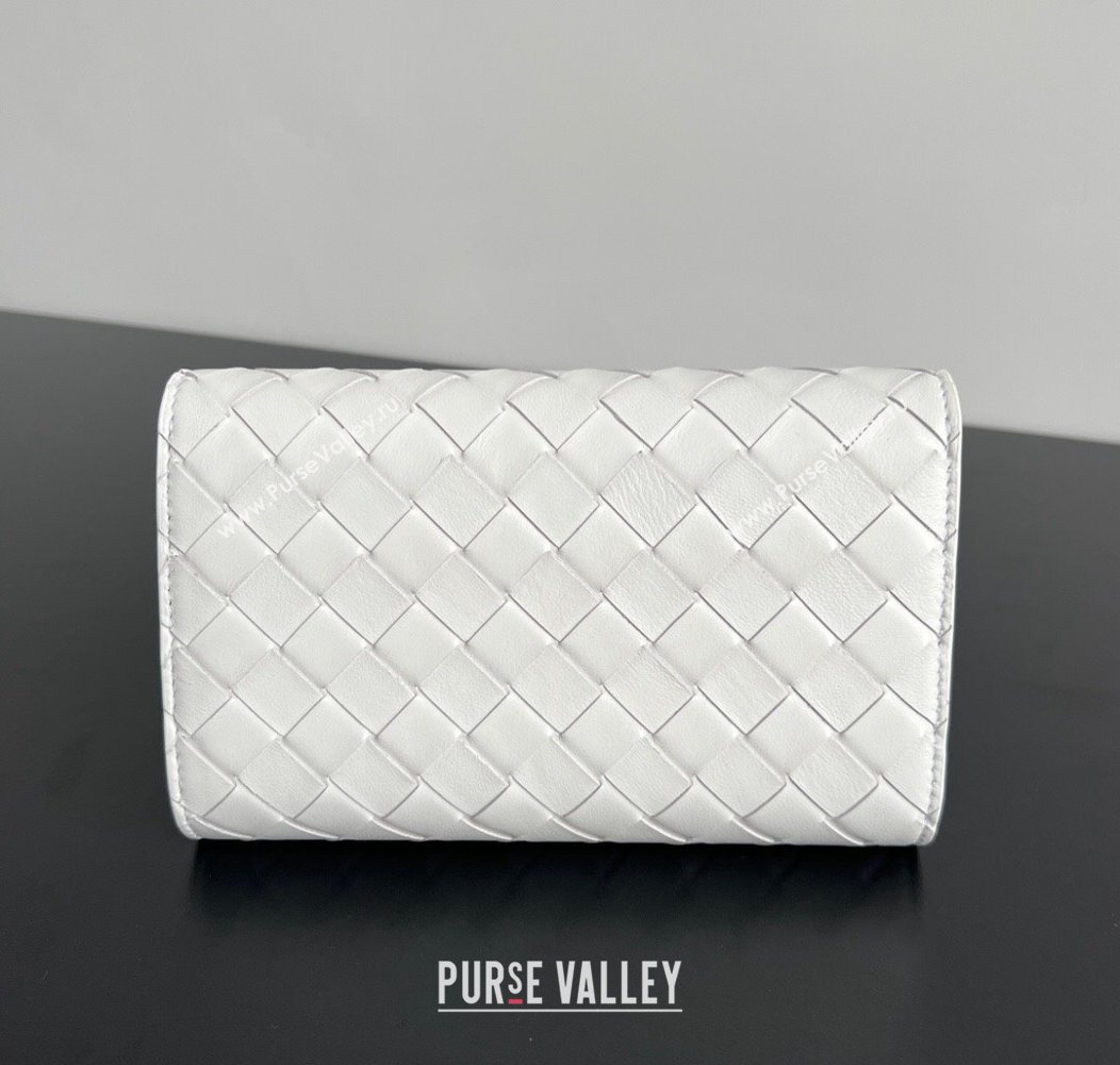 Bottega Veneta Andiamo Large Wallet in Intrecciato Leather White 2024 741504 (WT-241217002)