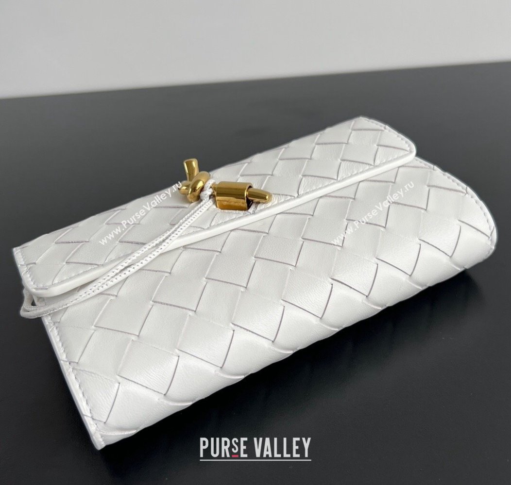 Bottega Veneta Andiamo Large Wallet in Intrecciato Leather White 2024 741504 (WT-241217002)