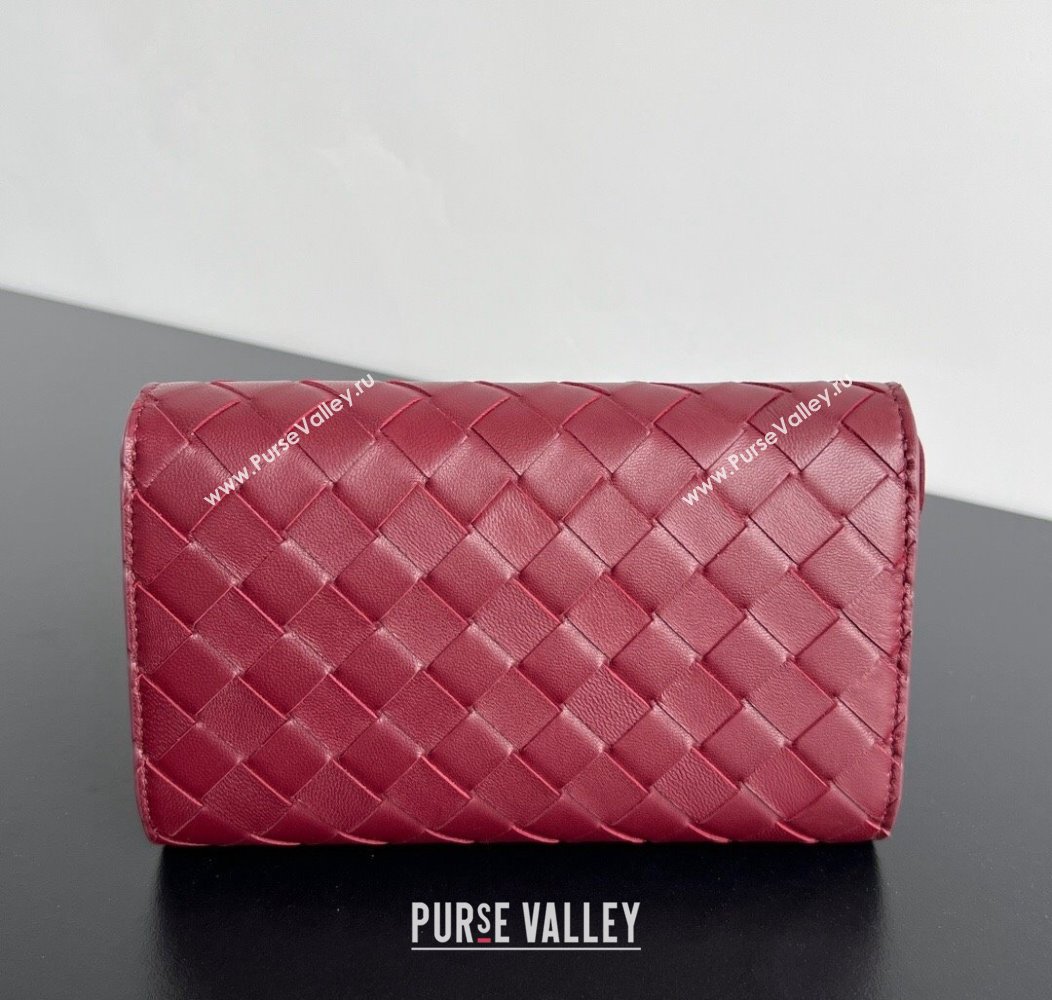 Bottega Veneta Andiamo Large Wallet in Intrecciato Leather Burgundy 2024 741504 (WT-241217003)