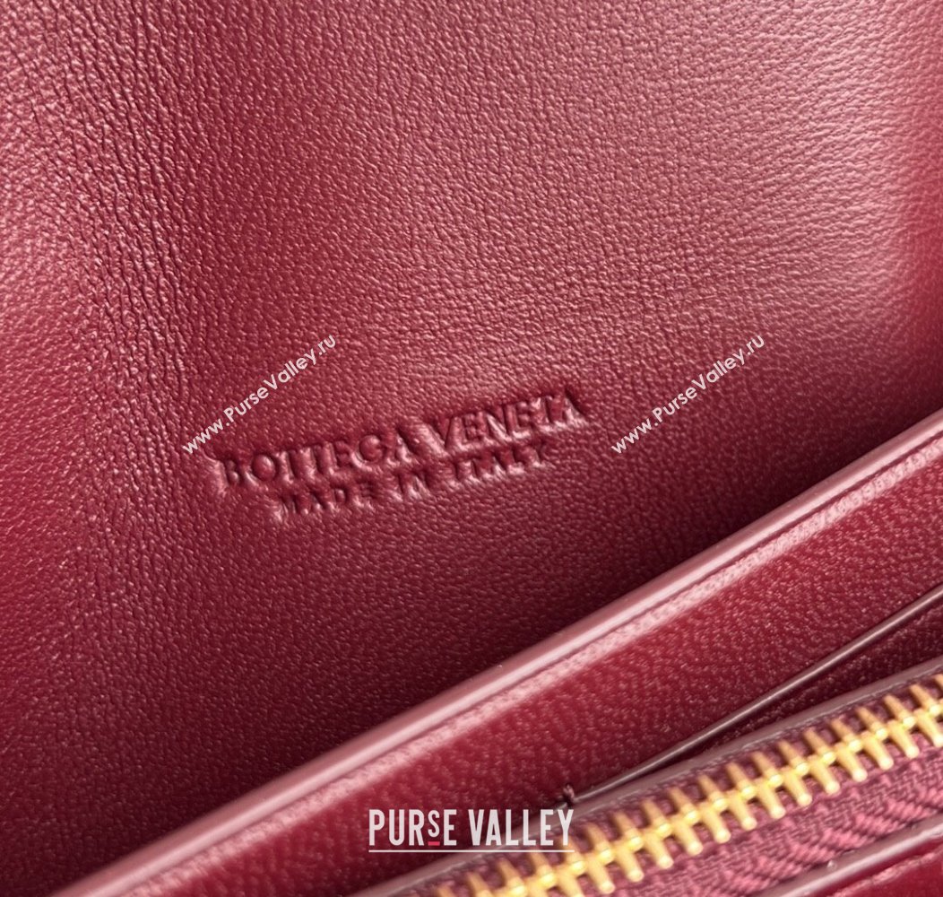 Bottega Veneta Andiamo Large Wallet in Intrecciato Leather Burgundy 2024 741504 (WT-241217003)