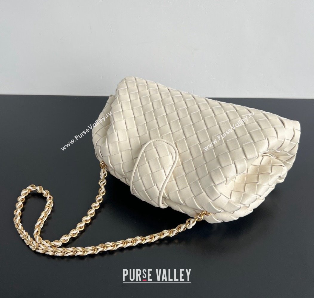 Bottega Veneta Lauren 1980 Clutch bag With Chain in Intrecciato Leather White 2024 785807 (WT-241217025)