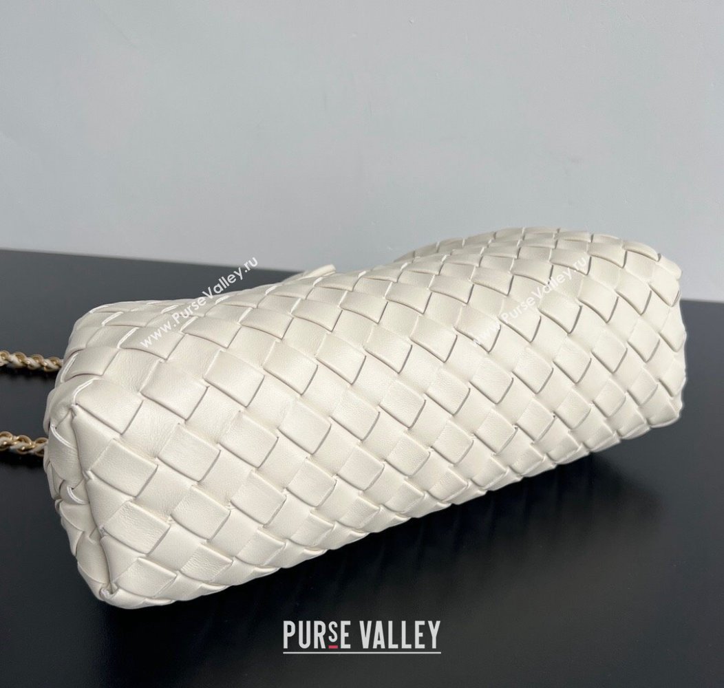 Bottega Veneta Lauren 1980 Clutch bag With Chain in Intrecciato Leather White 2024 785807 (WT-241217025)