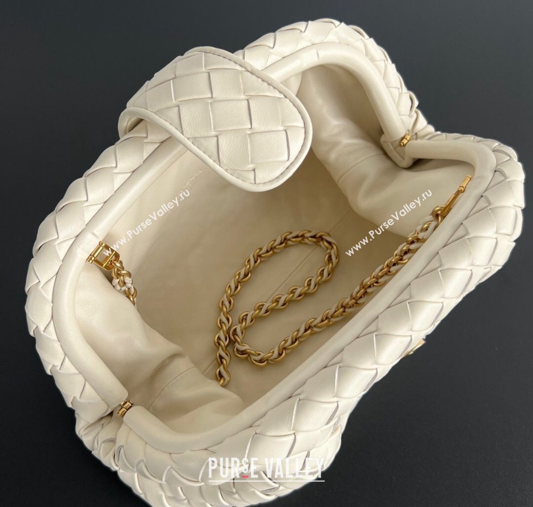 Bottega Veneta Lauren 1980 Clutch bag With Chain in Intrecciato Leather White 2024 785807 (WT-241217025)