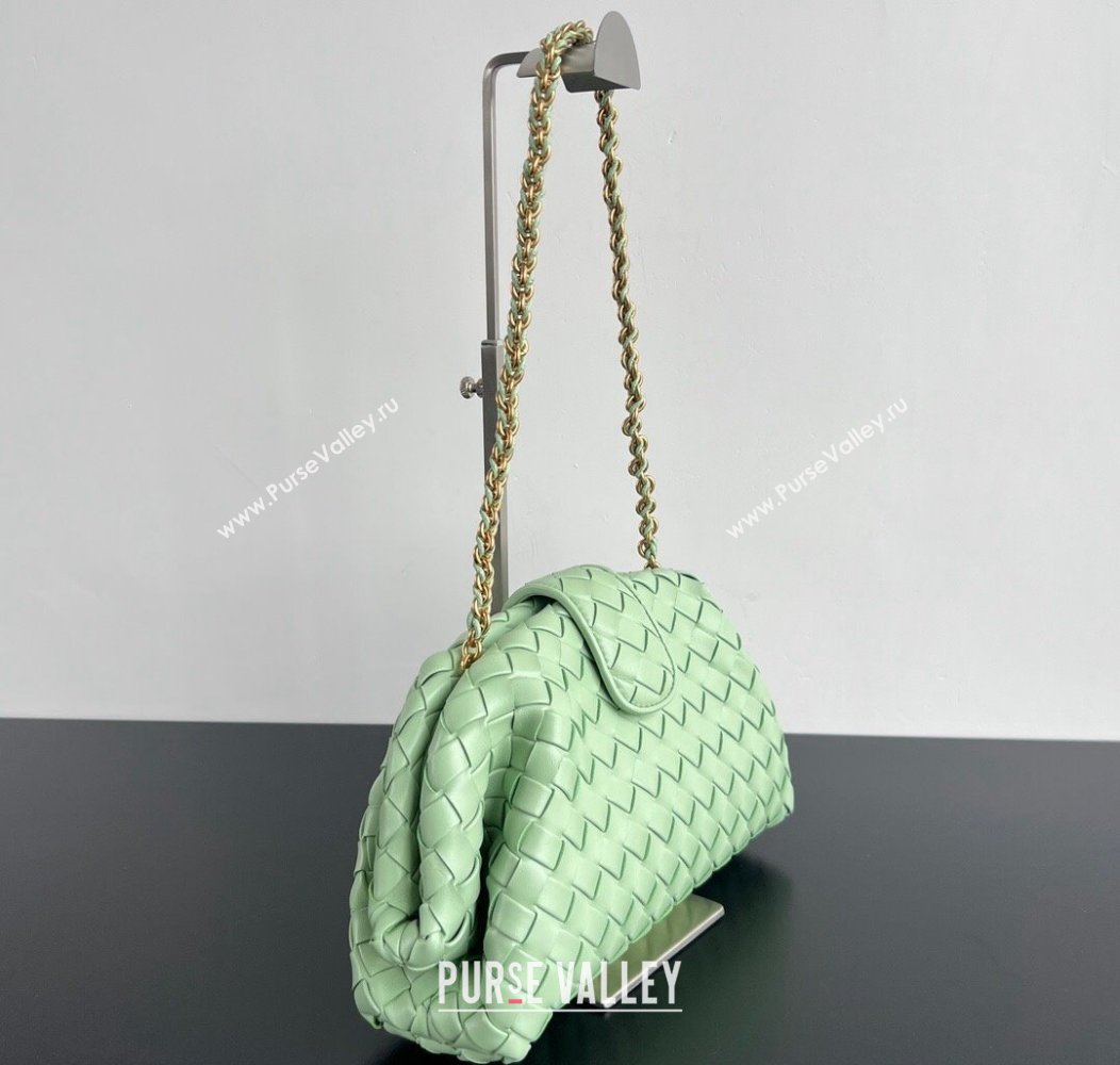 Bottega Veneta Lauren 1980 Clutch bag With Chain in Intrecciato Leather Light Green 2024 785807 (WT-241217026)