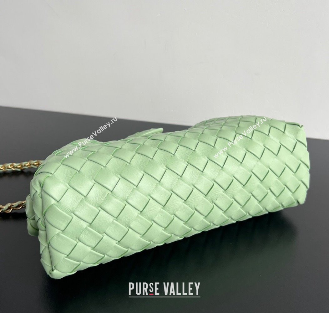 Bottega Veneta Lauren 1980 Clutch bag With Chain in Intrecciato Leather Light Green 2024 785807 (WT-241217026)