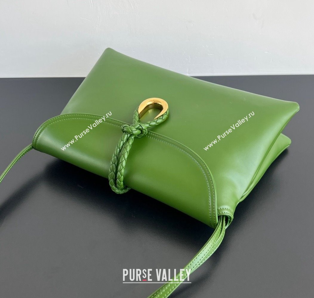 Bottega Veneta Medium Liberta Cross-body bag in Smooth Calfskin Green 2024 806034 (WT-241217038)