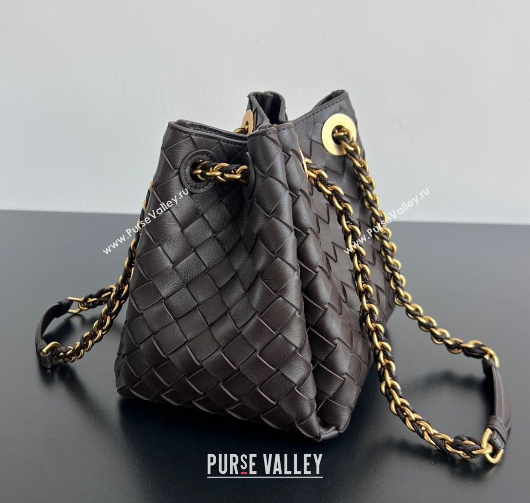 Bottega Veneta Small Parachute Chain Bag in Intrecciato Leather Fondant Brown 2024 817175 (WT-241217007)