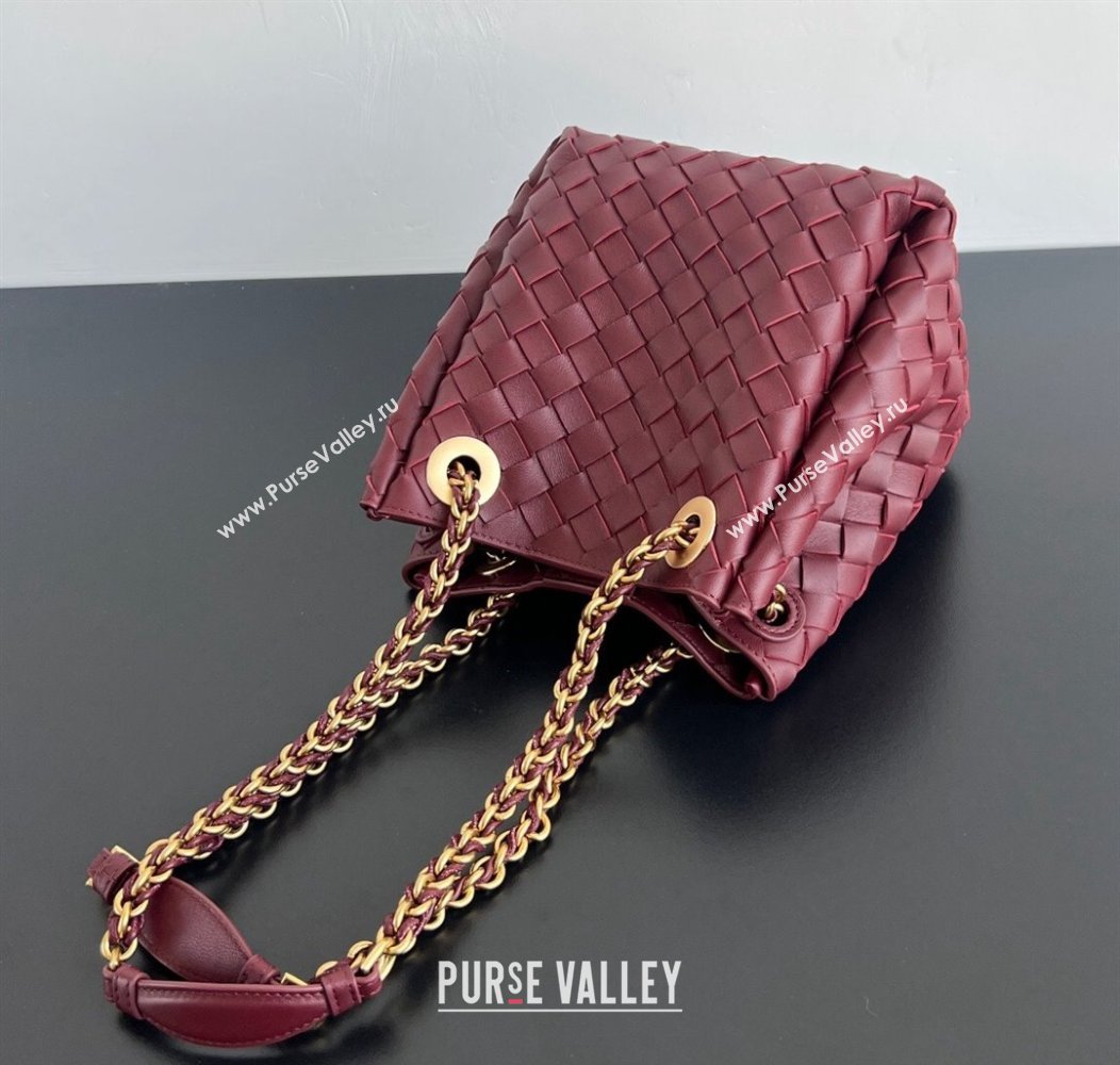 Bottega Veneta Small Parachute Chain Bag in Intrecciato Leather Burgundy 2024 817175 (WT-241217008)