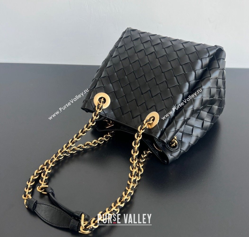 Bottega Veneta Small Parachute Chain Bag in Intrecciato Leather Black 2024 817175 (WT-241217009)