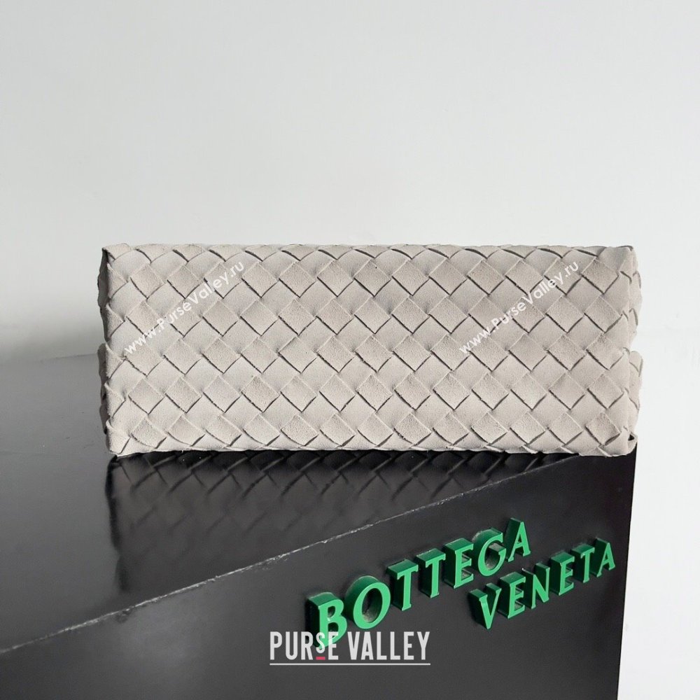 Bottega Veneta Medium Andiamo Top Handle Bag in Suede 743572 Light Grey 2024 (WT-241217094)