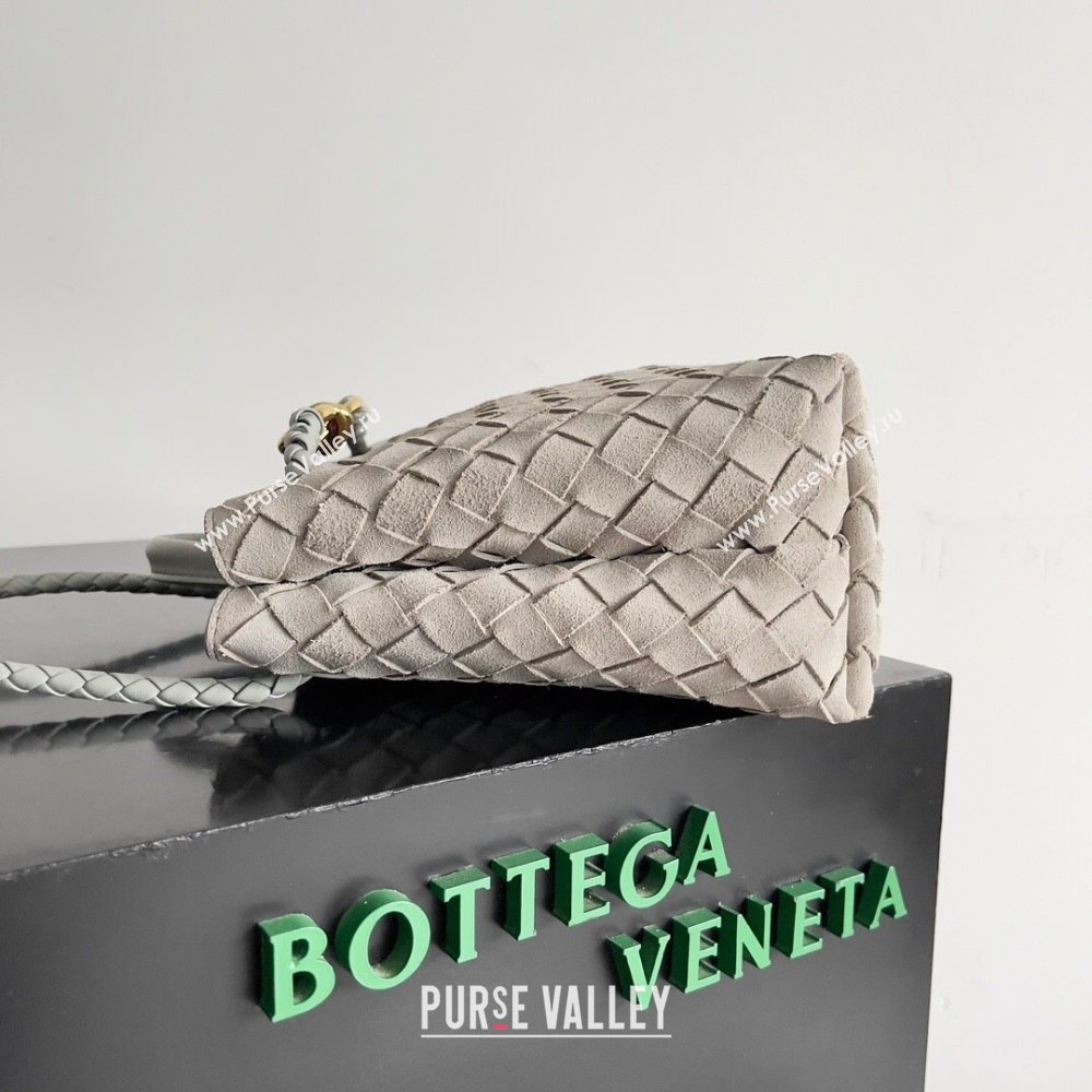 Bottega Veneta Small Andiamo Top Handle Bag in Intrecciate Suede Light Grey 2024 743568 (WT-241217092)