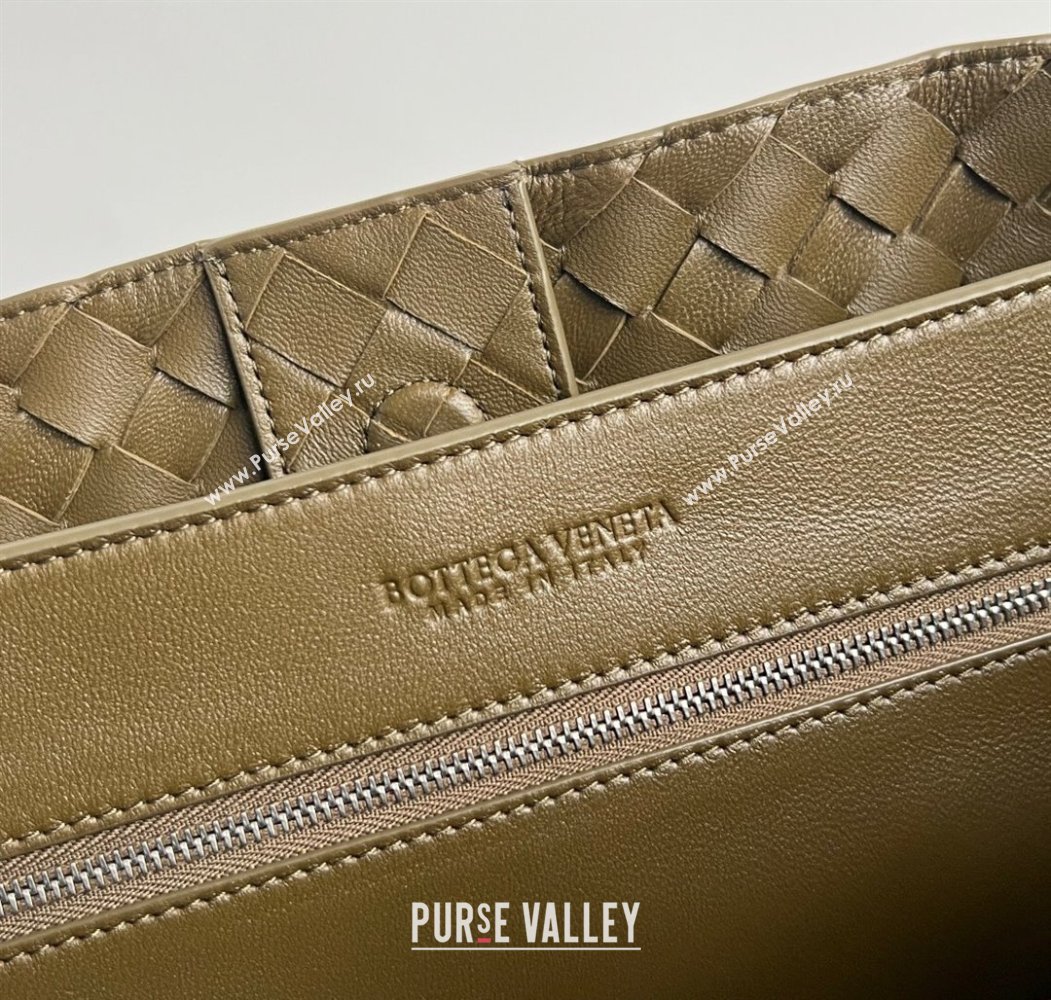 Bottega Veneta Large Andiamo Top Handle Bag in Intrecciato Leather 743575 Clay Brown 2025 (WT-250205020)