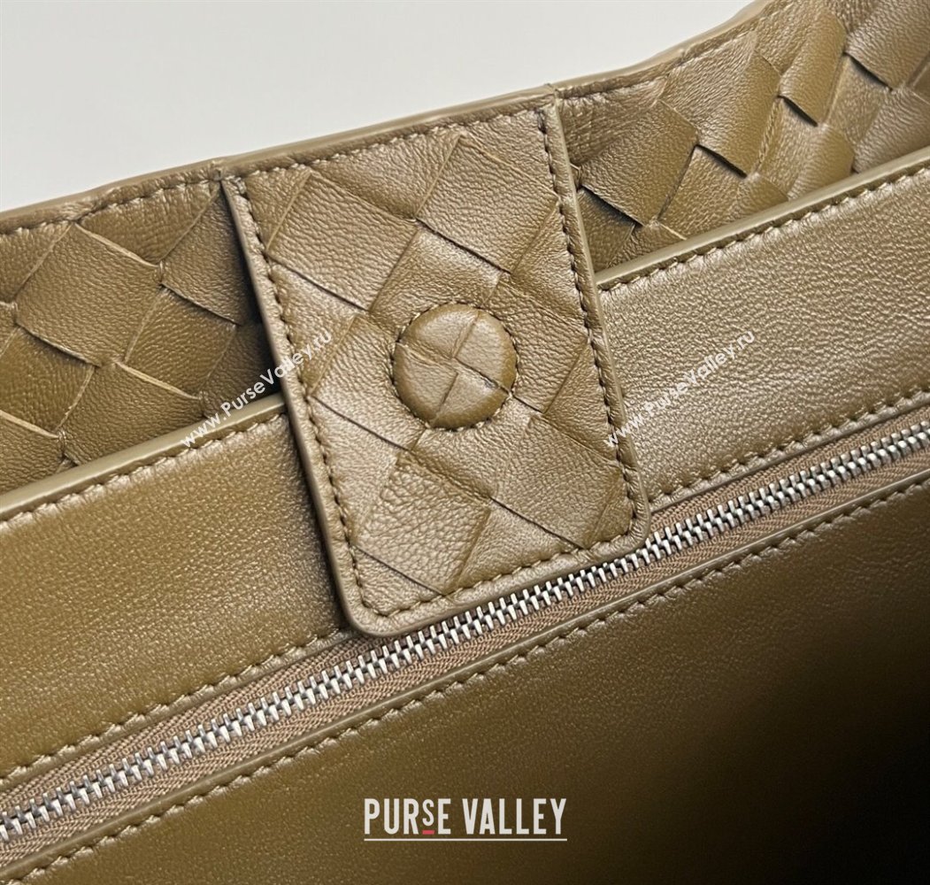 Bottega Veneta Large Andiamo Top Handle Bag in Intrecciato Leather 743575 Clay Brown 2025 (WT-250205020)