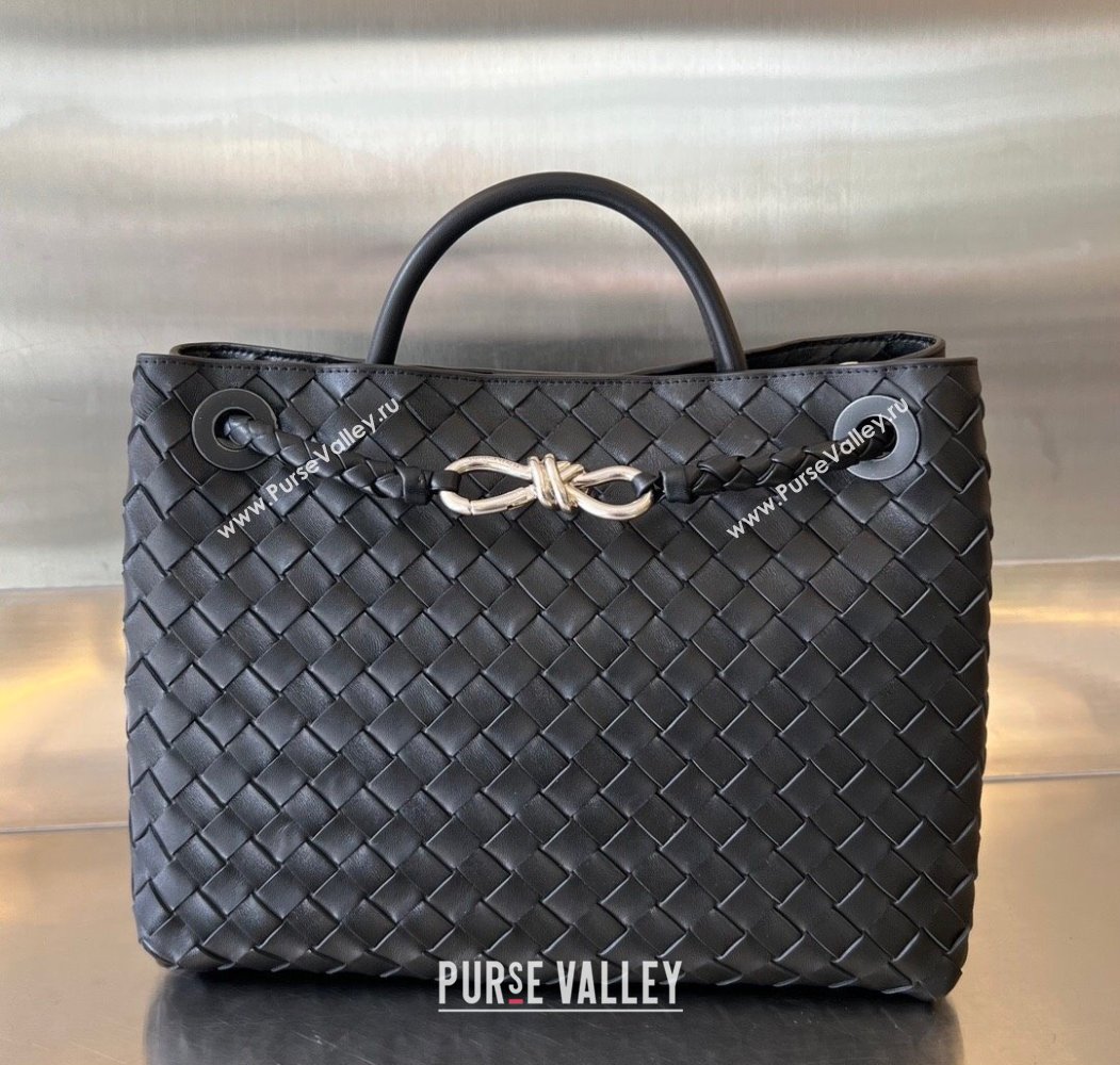 Bottega Veneta Medium Andiamo Top Handle Bag in Intrecciato Leather 743572 Black/Silver 2024 (WT-250205005)