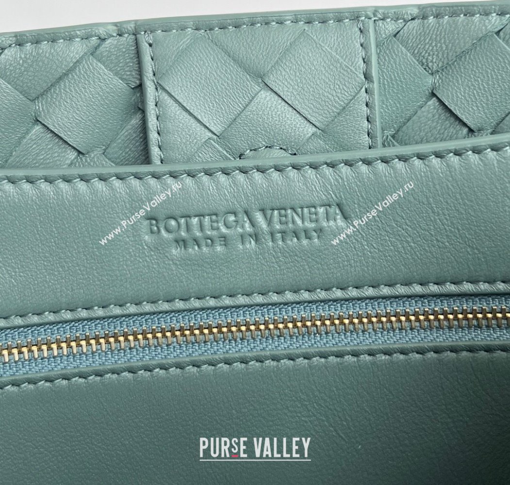 Bottega Veneta Medium Andiamo Top Handle Bag in Intrecciato Leather 743572 New sauge Green 2024 (WT-250205002)