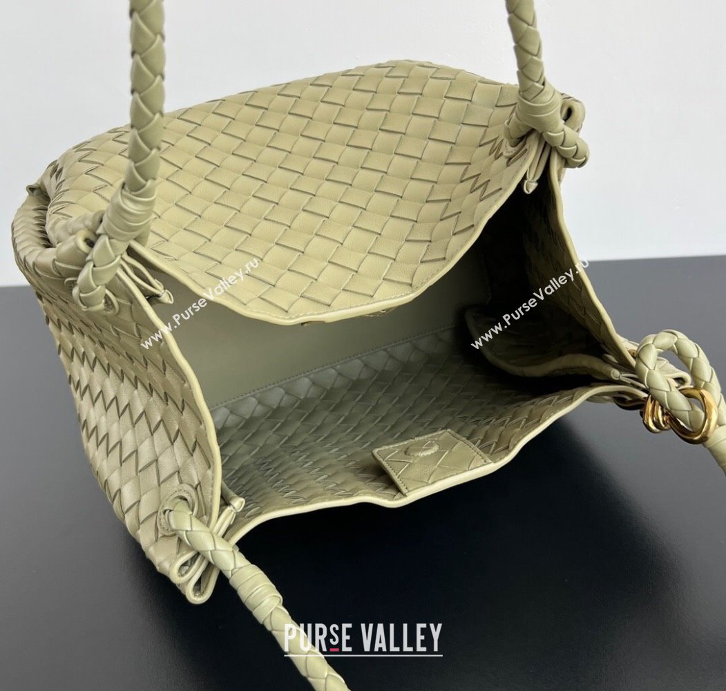 Bottega Veneta Large Parachute Shoulder Bag in Intrecciato Leather 796571 Travertine Green 2025 (WT-250205042)
