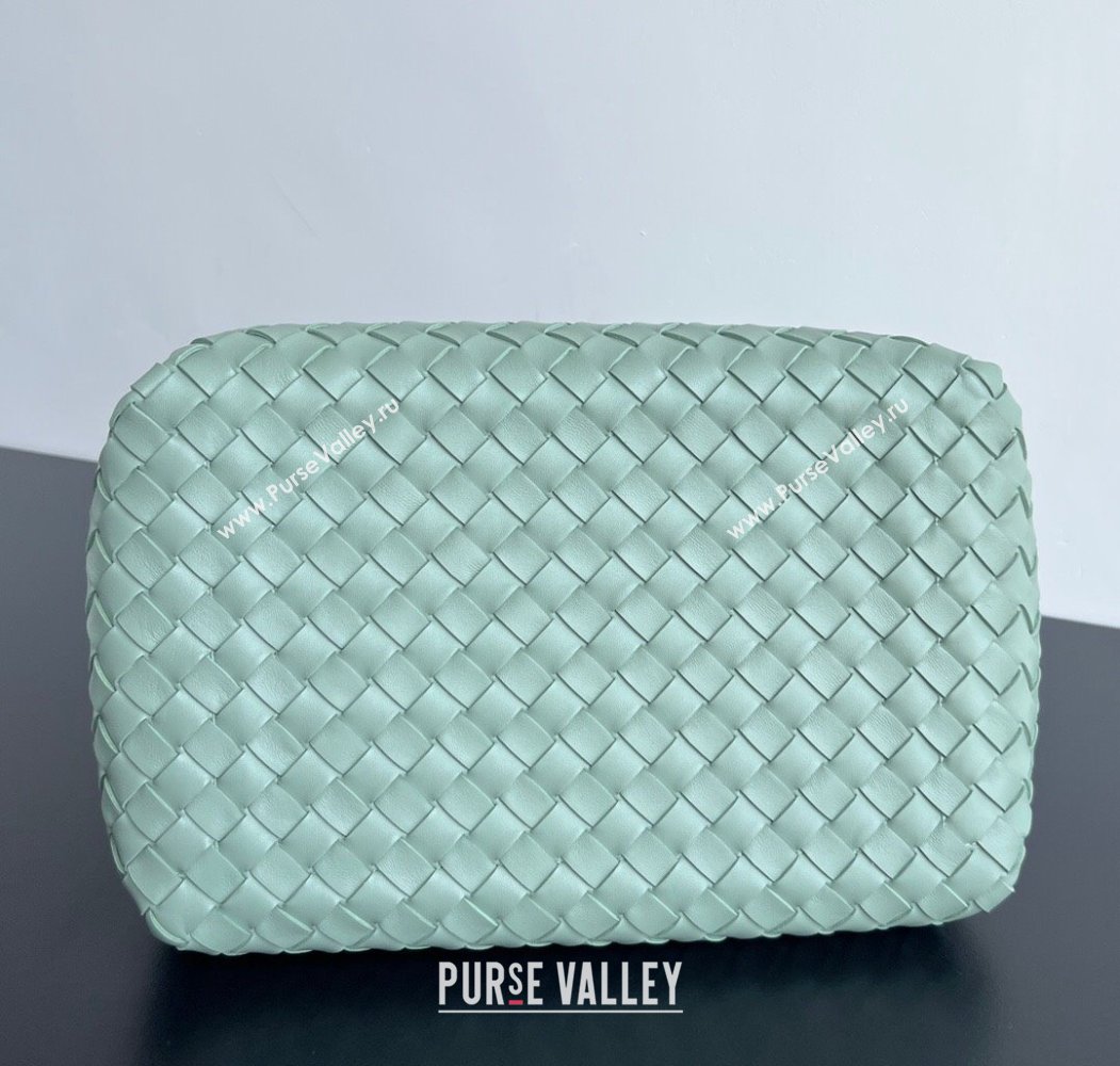 Bottega Veneta Large Parachute Shoulder Bag in Intrecciato Leather 796571 Aloe Green 2025 (WT-250205043)