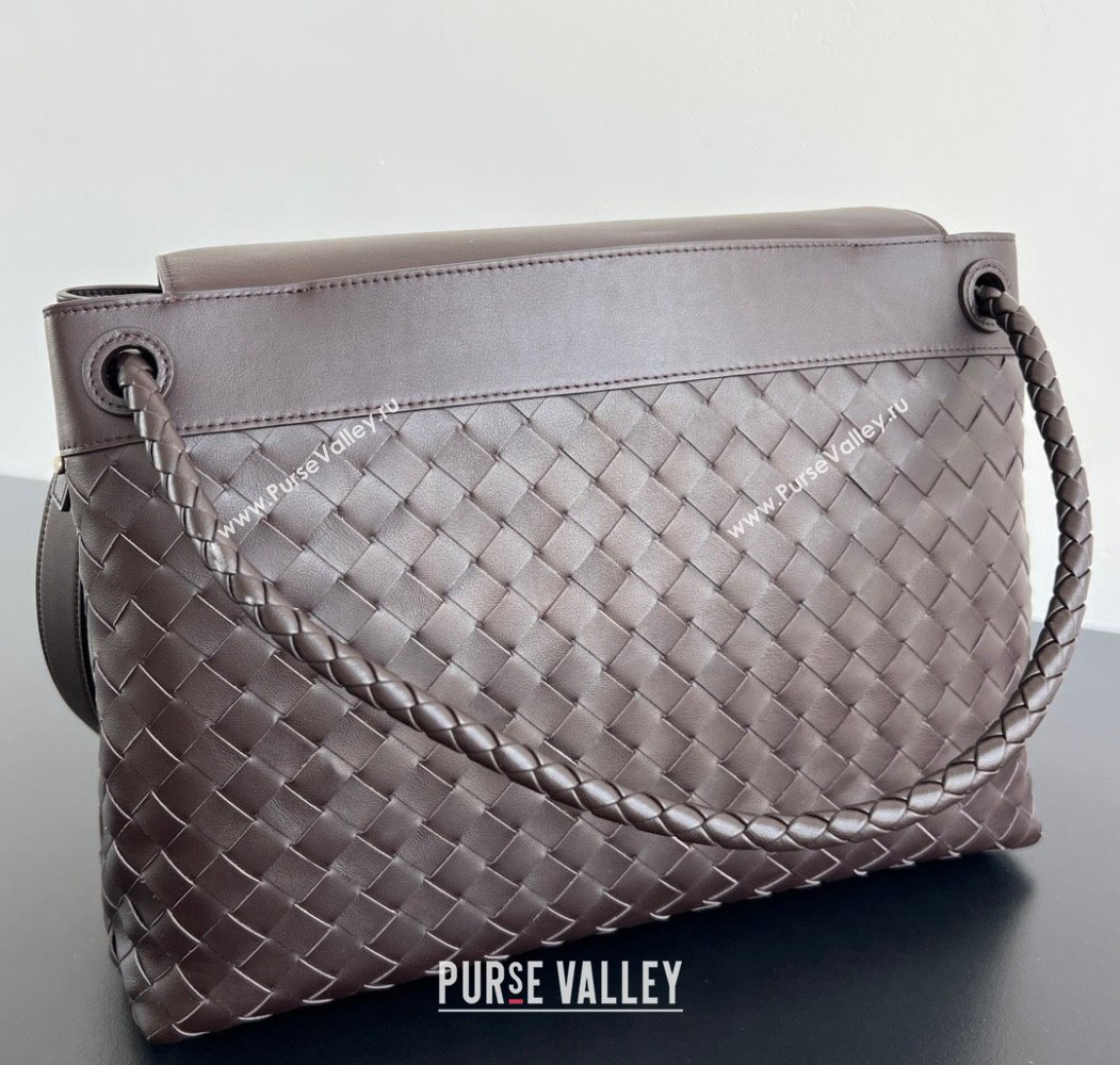 Bottega Veneta Mens Andiamo Messenger Bag in Intrecciato Leather 807715 Fondant Brown 2025 (WT-250205046)