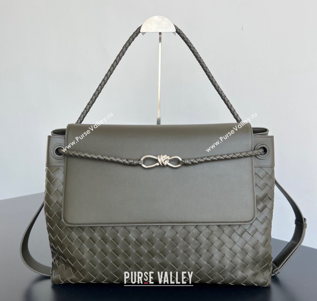 Bottega Veneta Mens Large Andiamo Messenger Bag in Intrecciato Leather 805969 Khaki Green 2025 (WT-250205047)