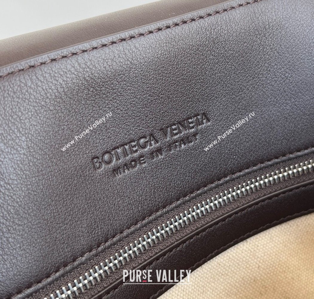 Bottega Veneta Mens Large Andiamo Messenger Bag in Intrecciato Leather 805969 Fondant Brown 2025 (WT-250205048)