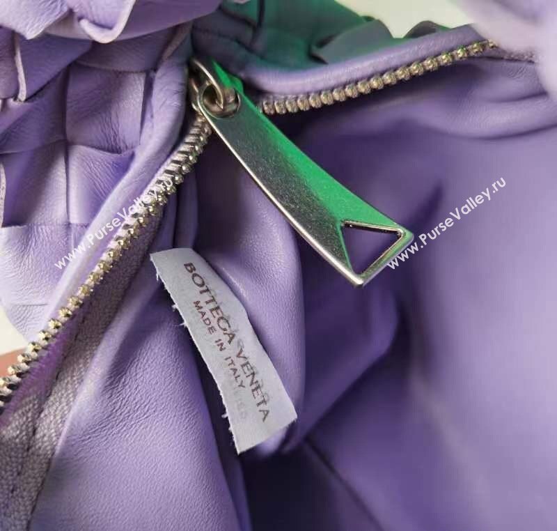 Bottega Veneta Mini Jodie Hobo Bag in Intrecciato Lambskin Wistaria Purple 2025 651876 (WT-250205081)