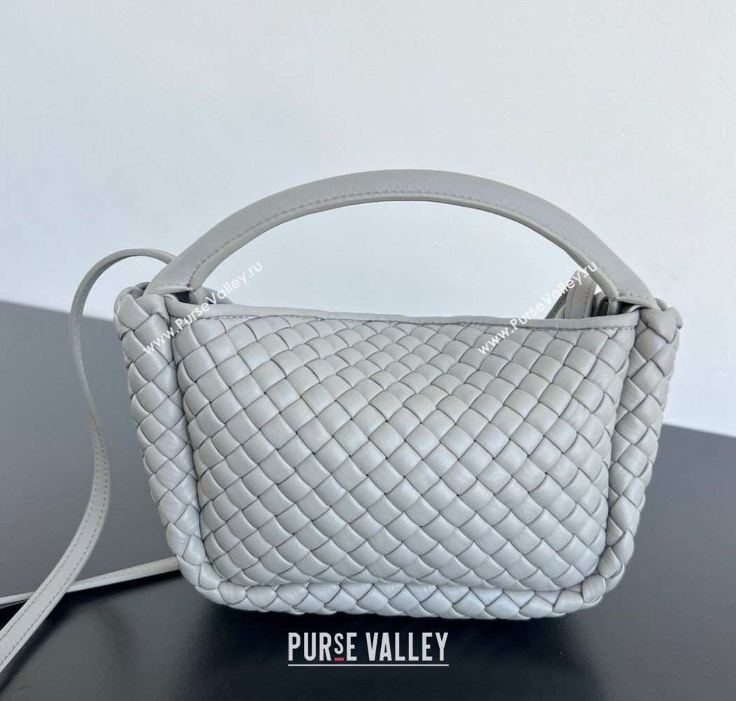 Bottega Veneta Small Cobble Top Handle bag in Intreccio Leather Grey 2025 805739 (WT-250205054)