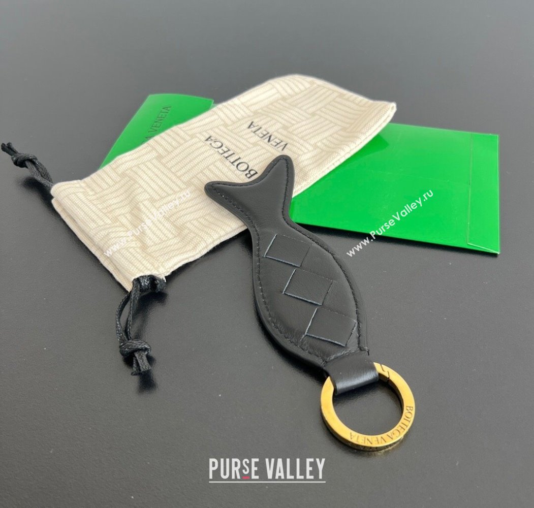 Bottega Veneta Fish Keyring in Intreccio Leather Black 2025 806109 (MS-250205034)