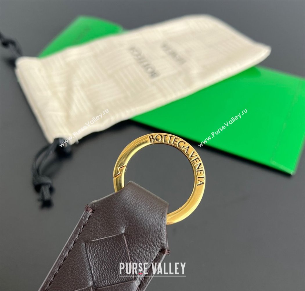 Bottega Veneta Tab Keyring in Intreccio Leather Fondant Brown/Gold 2025 800553 (WT-250205038)