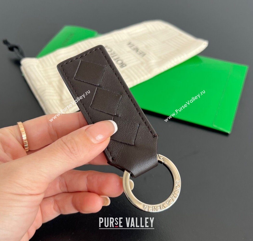 Bottega Veneta Tab Keyring in Intreccio Leather Fondant Brown/Silver 2025 800553 (WT-250205039)