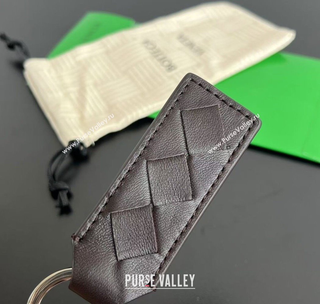 Bottega Veneta Tab Keyring in Intreccio Leather Fondant Brown/Silver 2025 800553 (WT-250205039)