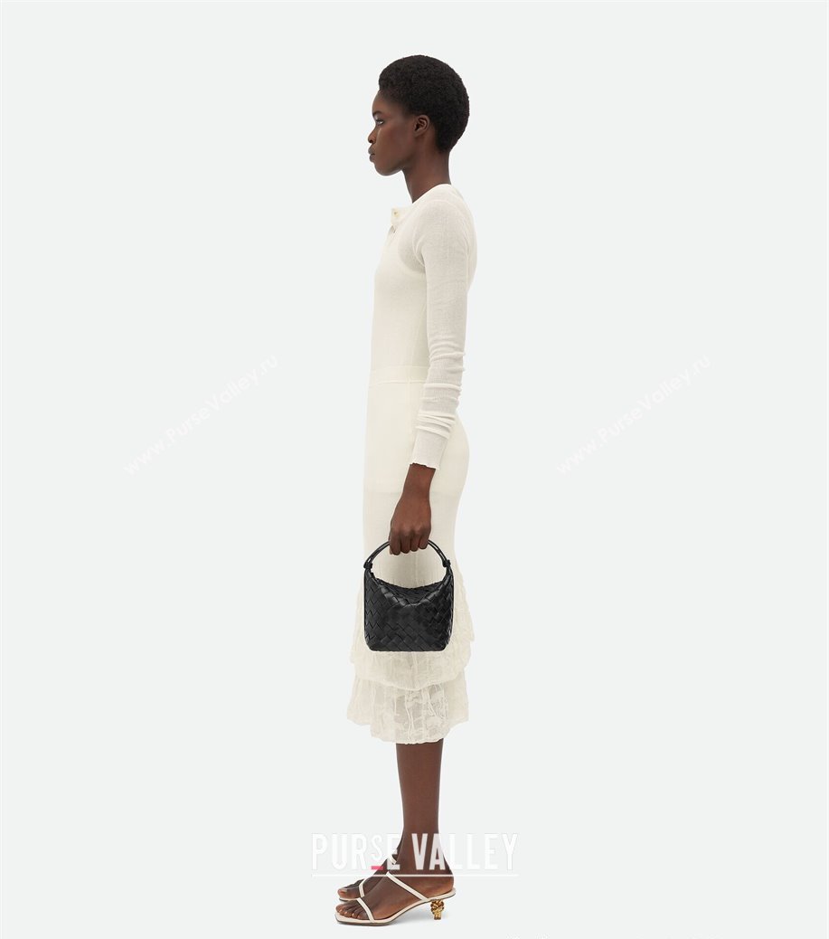 Bottega Veneta Baby Wallace Shoulder Bag in Intrecciato Soft Calfskin Leather 776781 Black 2025 (WT-250205062)