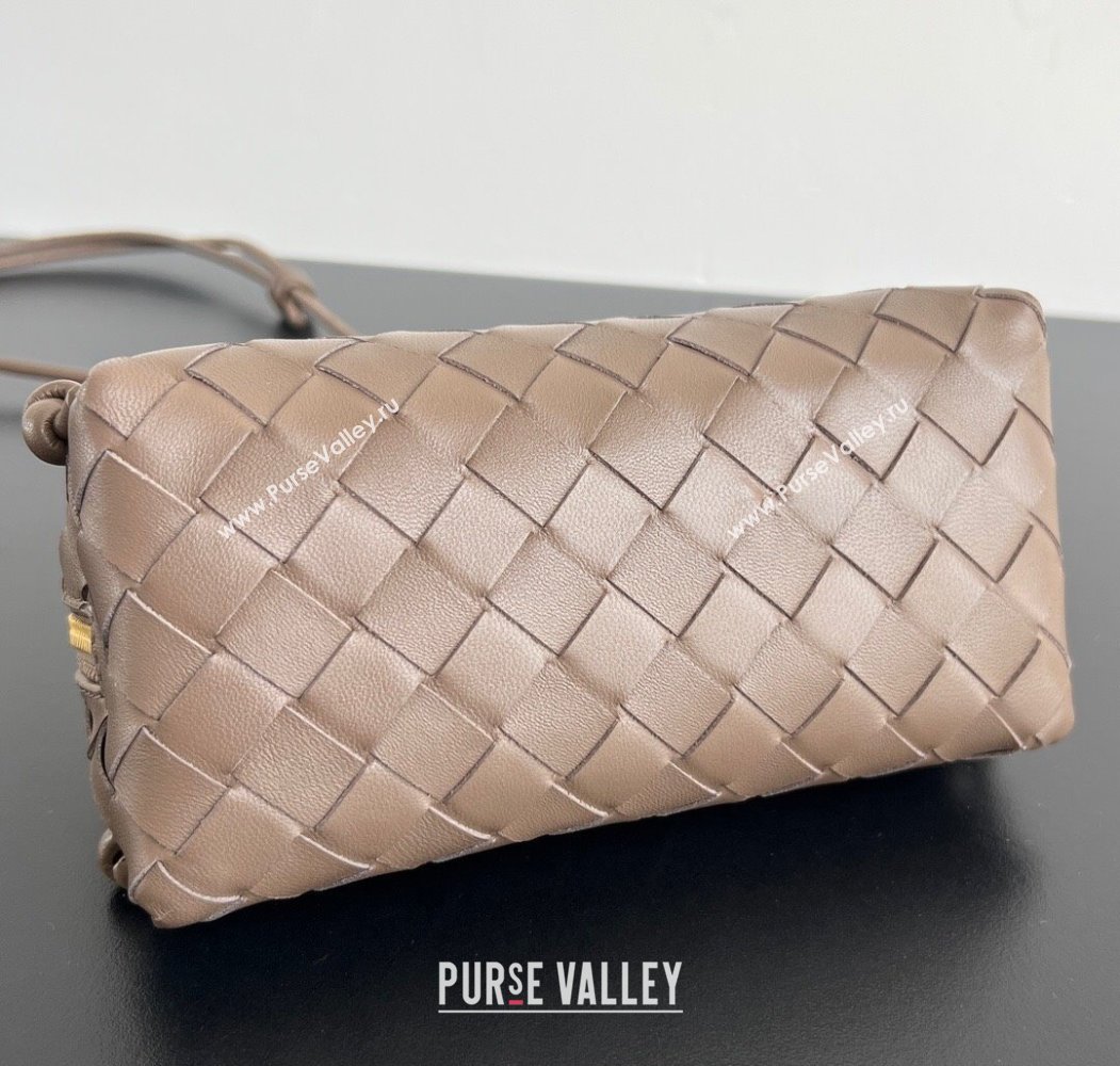 Bottega Veneta Intrecciato Leather Concert Pouch Mini bag Grey 2025 794258 (WT-250205070)