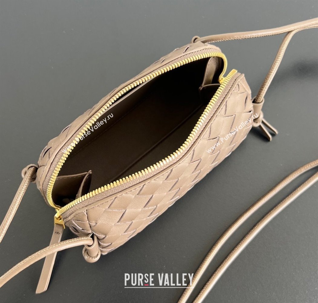 Bottega Veneta Intrecciato Leather Concert Pouch Mini bag Grey 2025 794258 (WT-250205070)