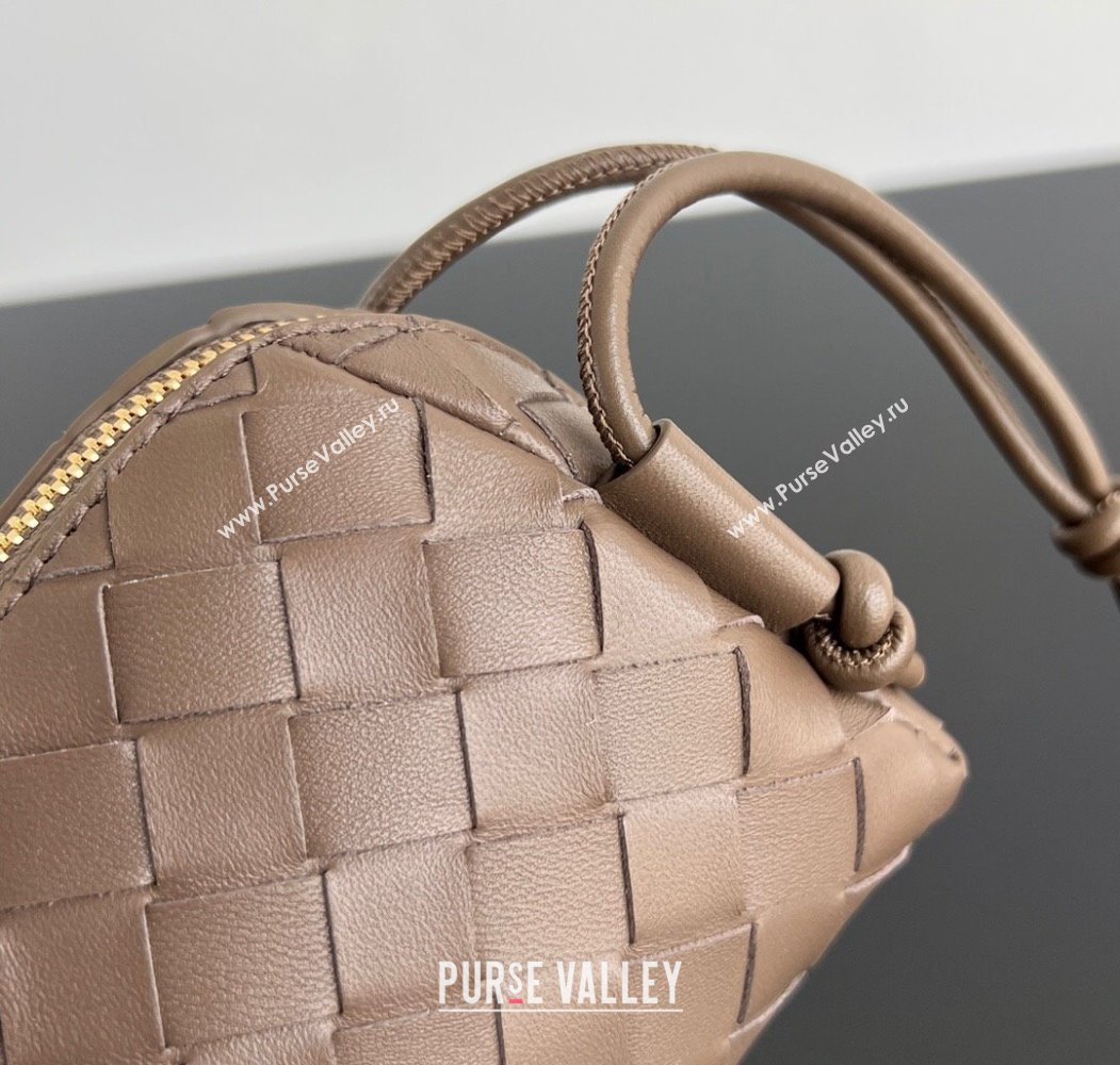Bottega Veneta Intrecciato Leather Concert Pouch Mini bag Grey 2025 794258 (WT-250205070)