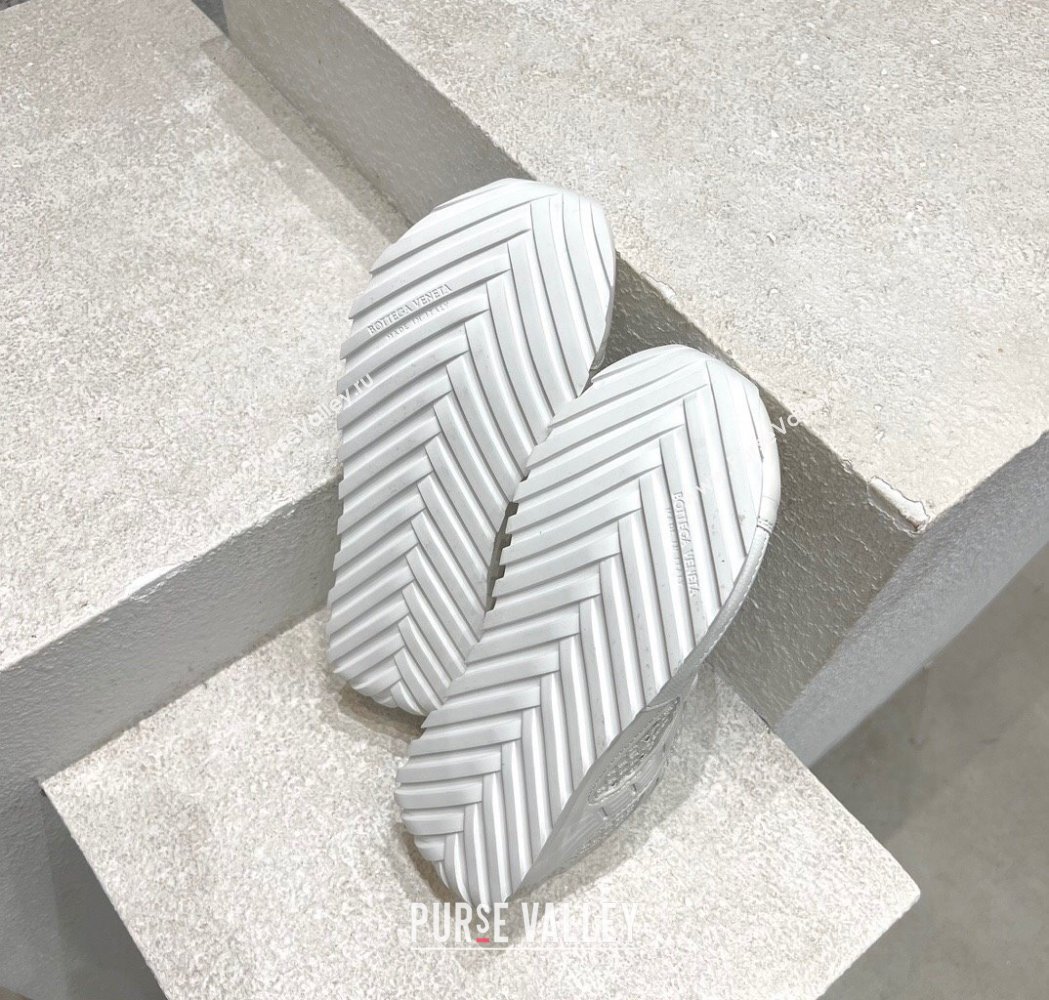 Bottega Veneta Orbit Runner Sneakers in Technical Fabric and Mesh All White 2025 (MD-250219090)
