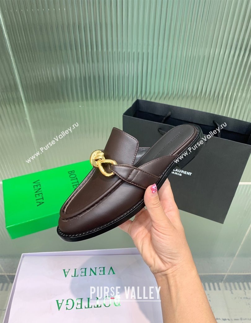 Bottega Veneta Astaire Flat Mules in Calfskin with Gold-Tone Knot Fondant Brow 2025 (KER-250219098)