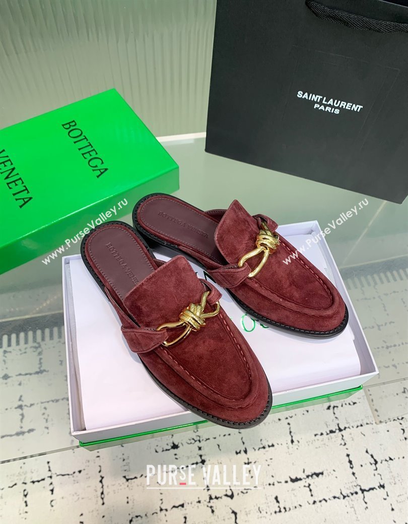 Bottega Veneta Astaire Flat Mules in Suede with Gold-Tone Knot Burgundy 2025 (KER-250219101)