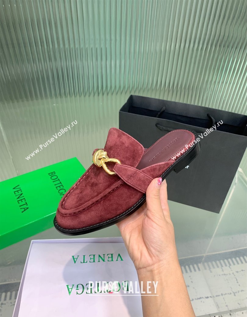 Bottega Veneta Astaire Flat Mules in Suede with Gold-Tone Knot Burgundy 2025 (KER-250219101)