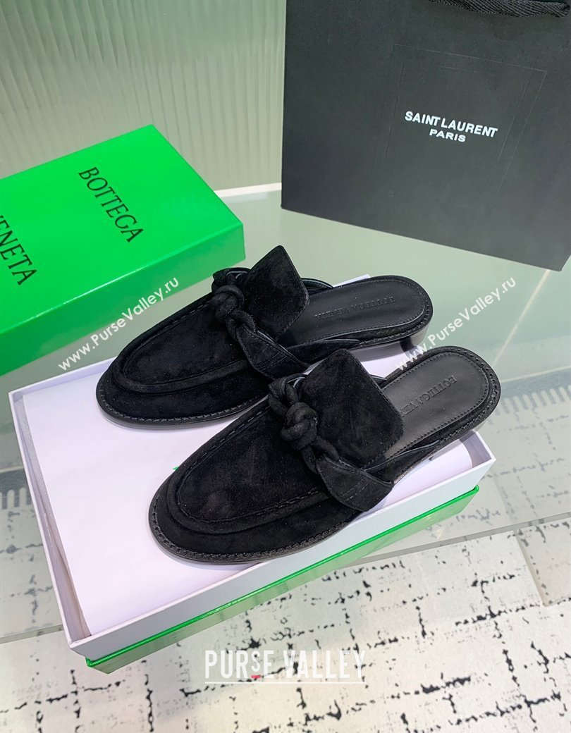 Bottega Veneta Astaire Flat Mules in Suede with One-Tone Knot Black 2025 (KER-250219108)