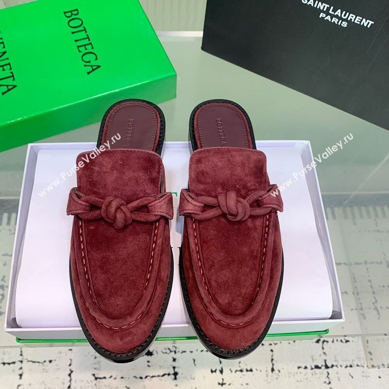 Bottega Veneta Astaire Flat Mules in Suede with One-Tone Knot Burgundy 2025 (KER-250219109)