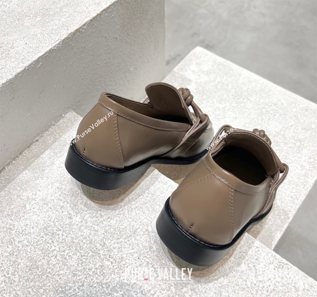 Bottega Veneta Astaire Loafers in Calfskin with One-Tone Knot Grey 2025 (MD-250428102)