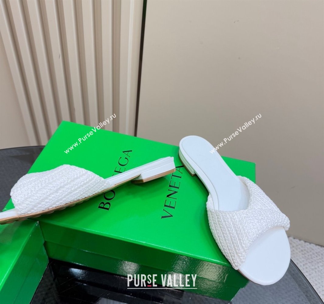 Bottega Veneta Blink Flat Slides Sandal in Crochet Raffia Straw White 2025 (MD-250428091)