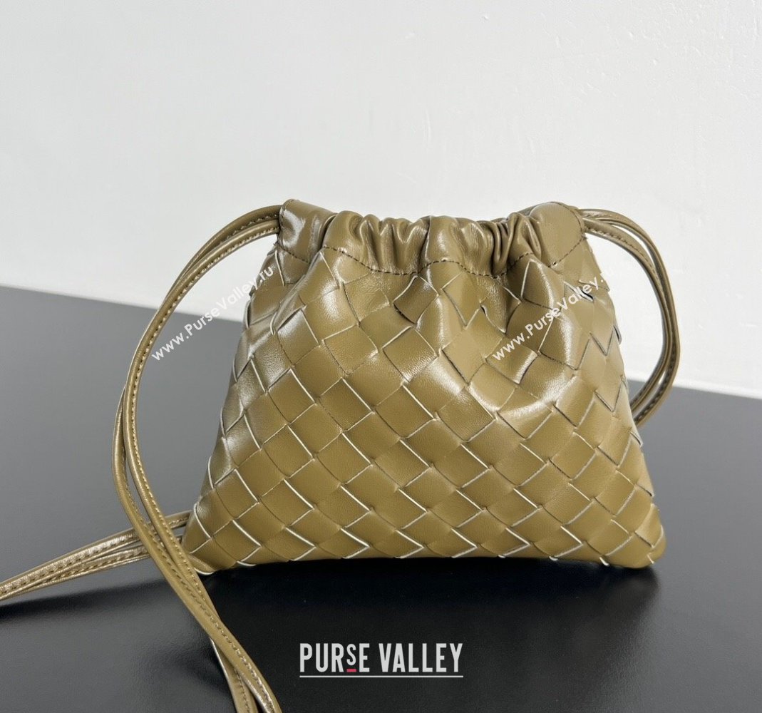 Bottega Veneta Small Dustbag in Intrecciato Leather Seaweed Green 2025 816987 (WT-250519002)