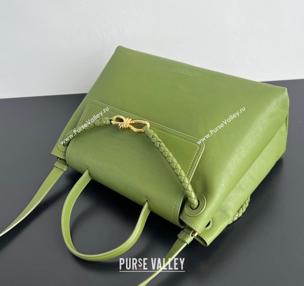Bottega Veneta Medium Ciao Ciao Top Handle Bag in Calf Leather Matcha Green 2025 817231 (WT-250519022)