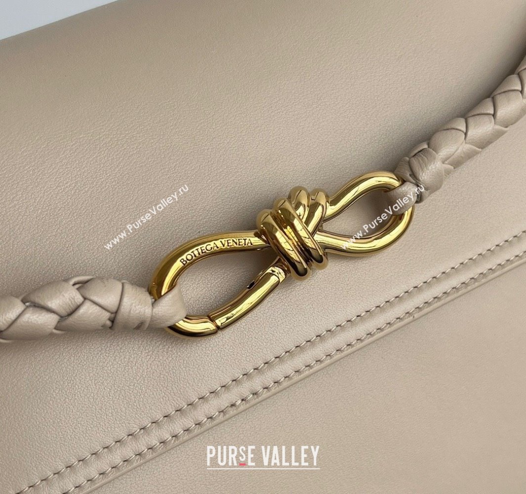 Bottega Veneta Medium Ciao Ciao Top Handle Bag in Calf Leather Ecru Beige 2025 817231 (WT-250519023)