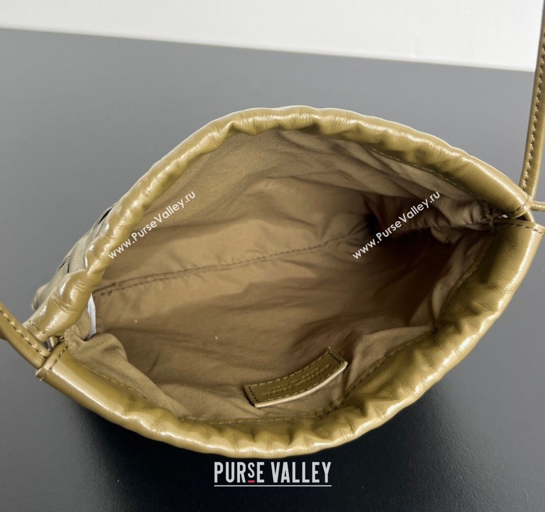 Bottega Veneta Small Dustbag in Intrecciato Leather Seaweed Green 2025 816987 (WT-250519002)