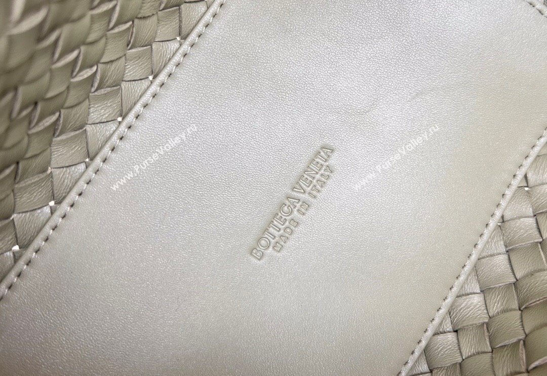 Bottega Veneta Mini Cabat Tote Bag in Intreccio Leather Travertine Green 2025 709464 (WT-250519112)