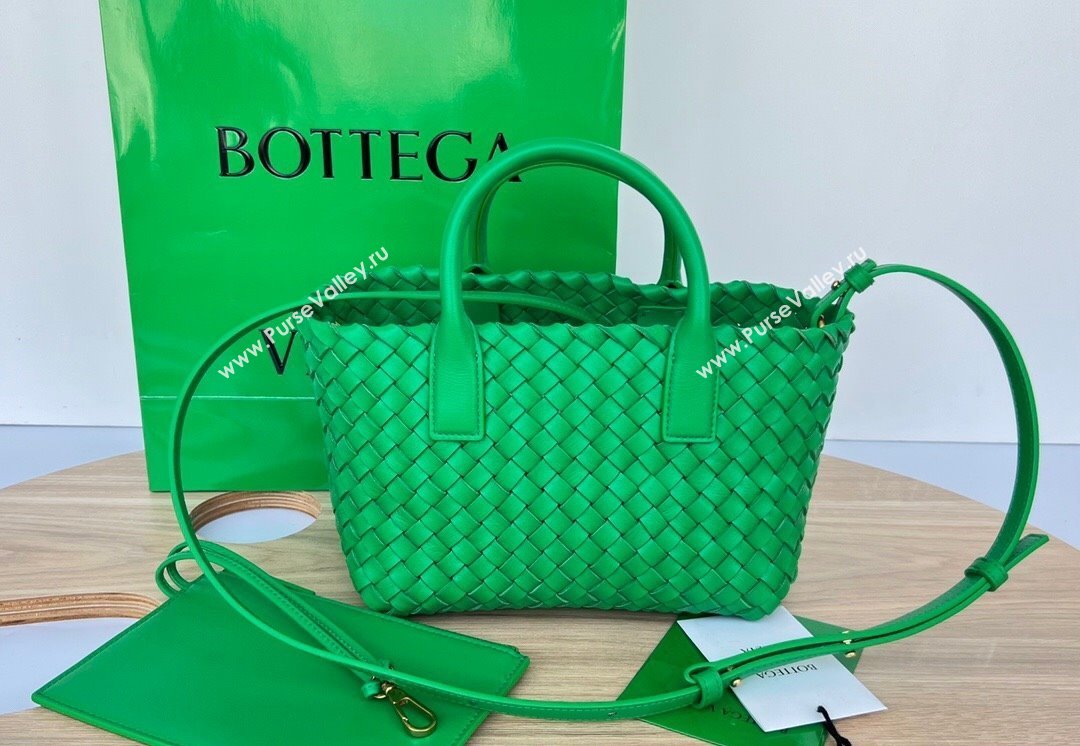 Bottega Veneta Mini Cabat Tote Bag in Intreccio Leather Parrot Green 2025 709464 (WT-250519114)
