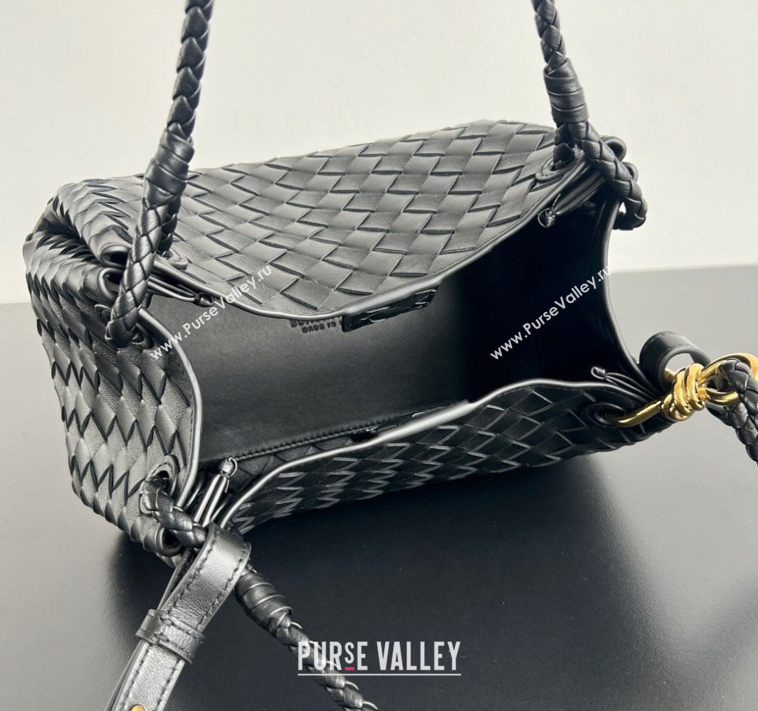 Bottega Veneta Parachute Medium Shoulder Bag in Intrecciato Leather Black 2025 835921 (WT-250519034)