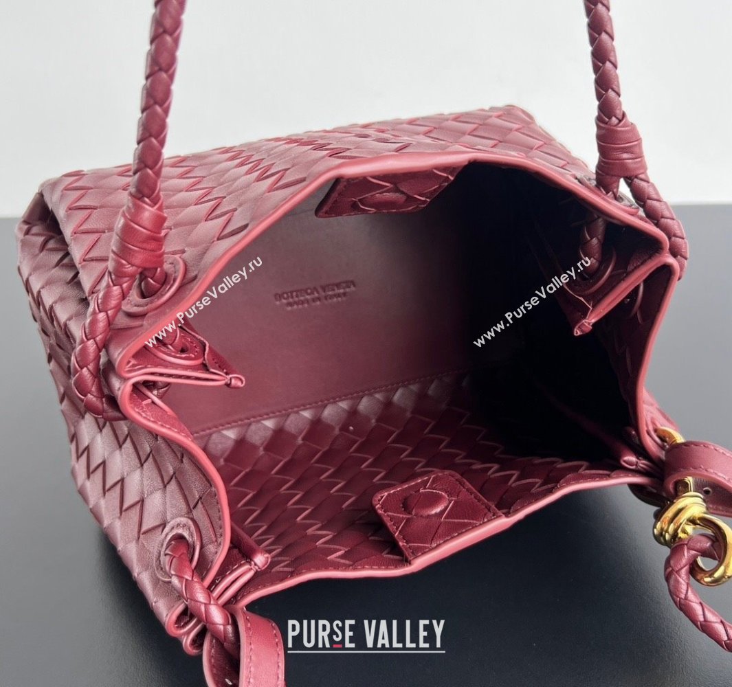 Bottega Veneta Parachute Medium Shoulder Bag in Intrecciato Leather Barolo Red 2025 835921 (WT-250519035)